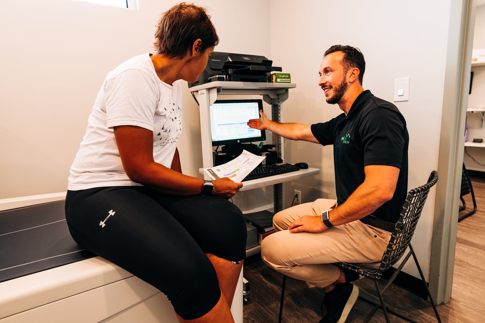 What Is Peptide Therapy? Benefits, Uses & How It Works